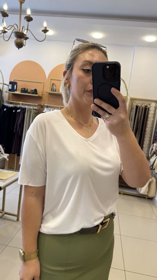 Oysh V Yaka Salaş Tshirt