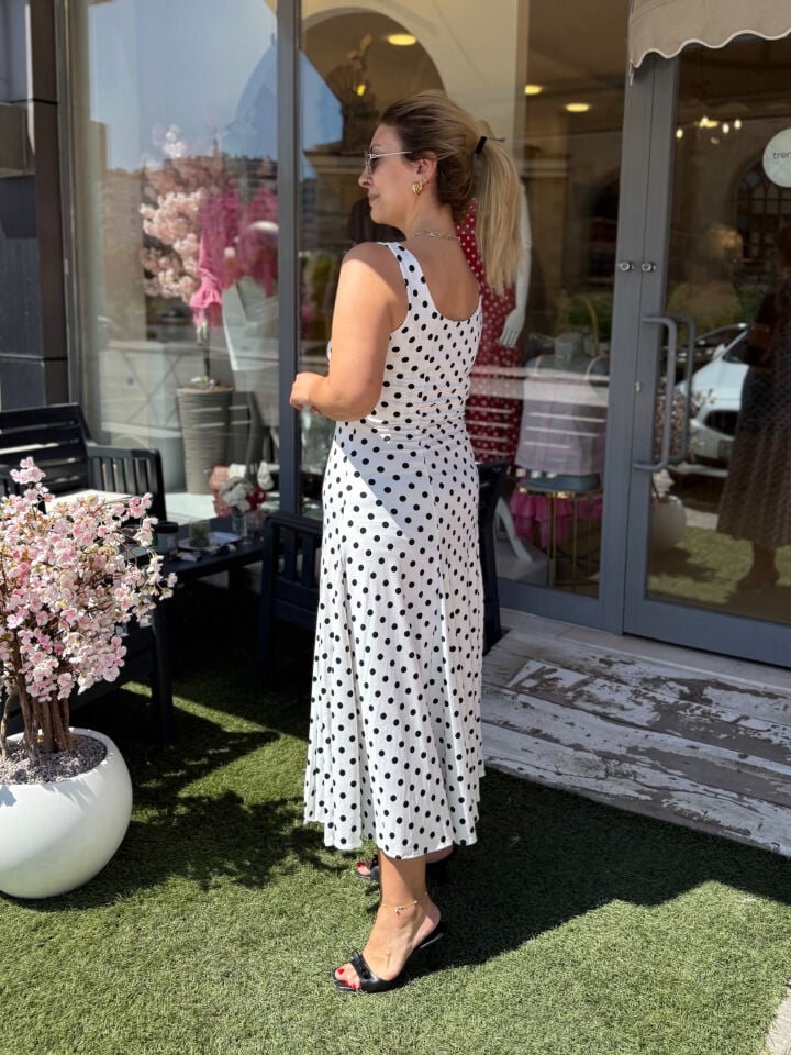 Lady Puantiyeli Elbise