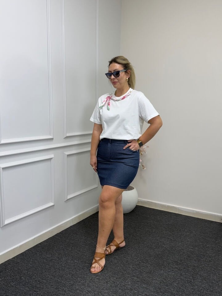 Orj Marka Fular&İnci Detay Tshirt