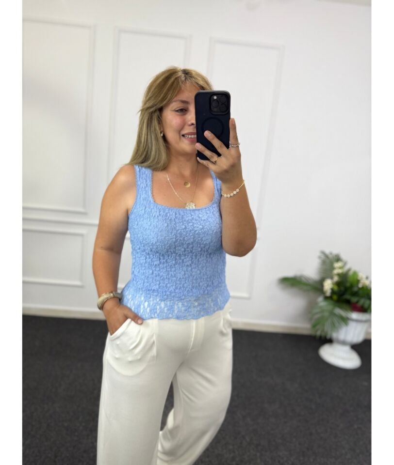 Dantel Astarlı Bluz