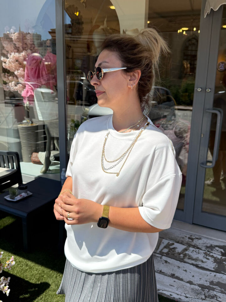 Ntwrk Yaka Fermuar ve Kolye Detay Oversize Tshirt