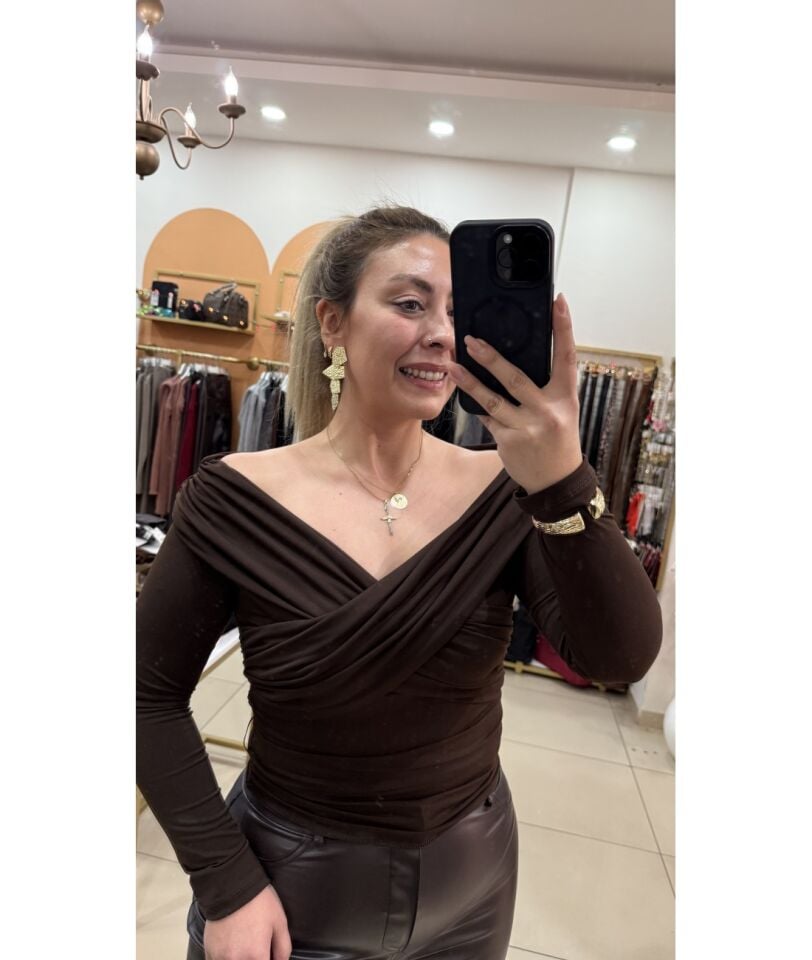 Kahve Çapraz Yaka Drape Bluz