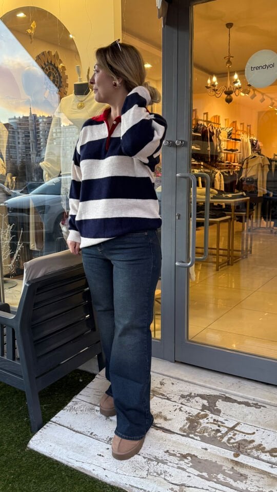 Oversize Çizgili Polo Yaka Kazak