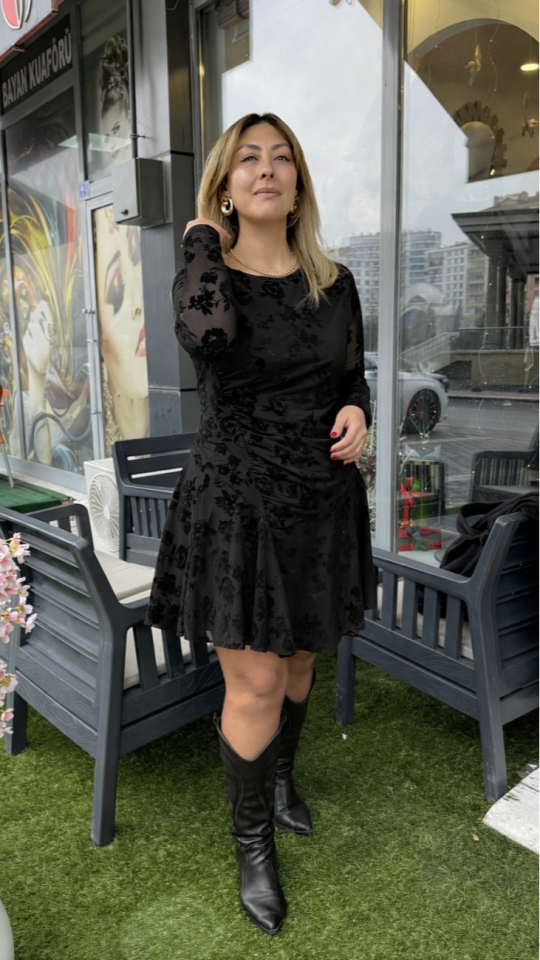 Velora Siyah Flok Desen Mini Elbise