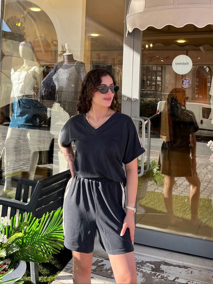 Oysh Şeritli Koşa Kollu Tshirt & Şort Takım