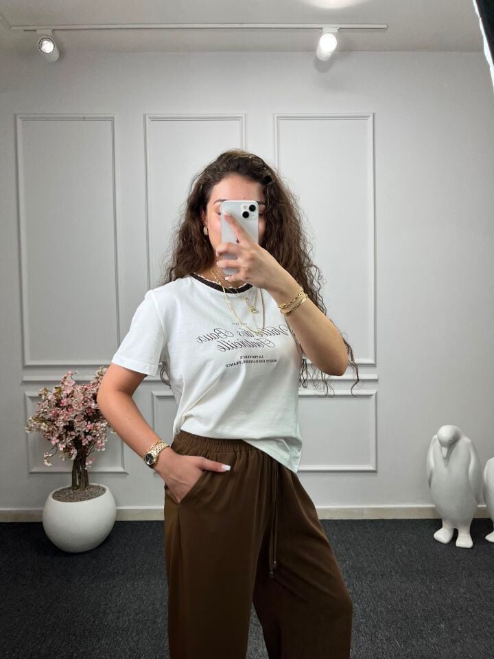 Quzu Yaka Örgü Detay Pamuk Tshirt