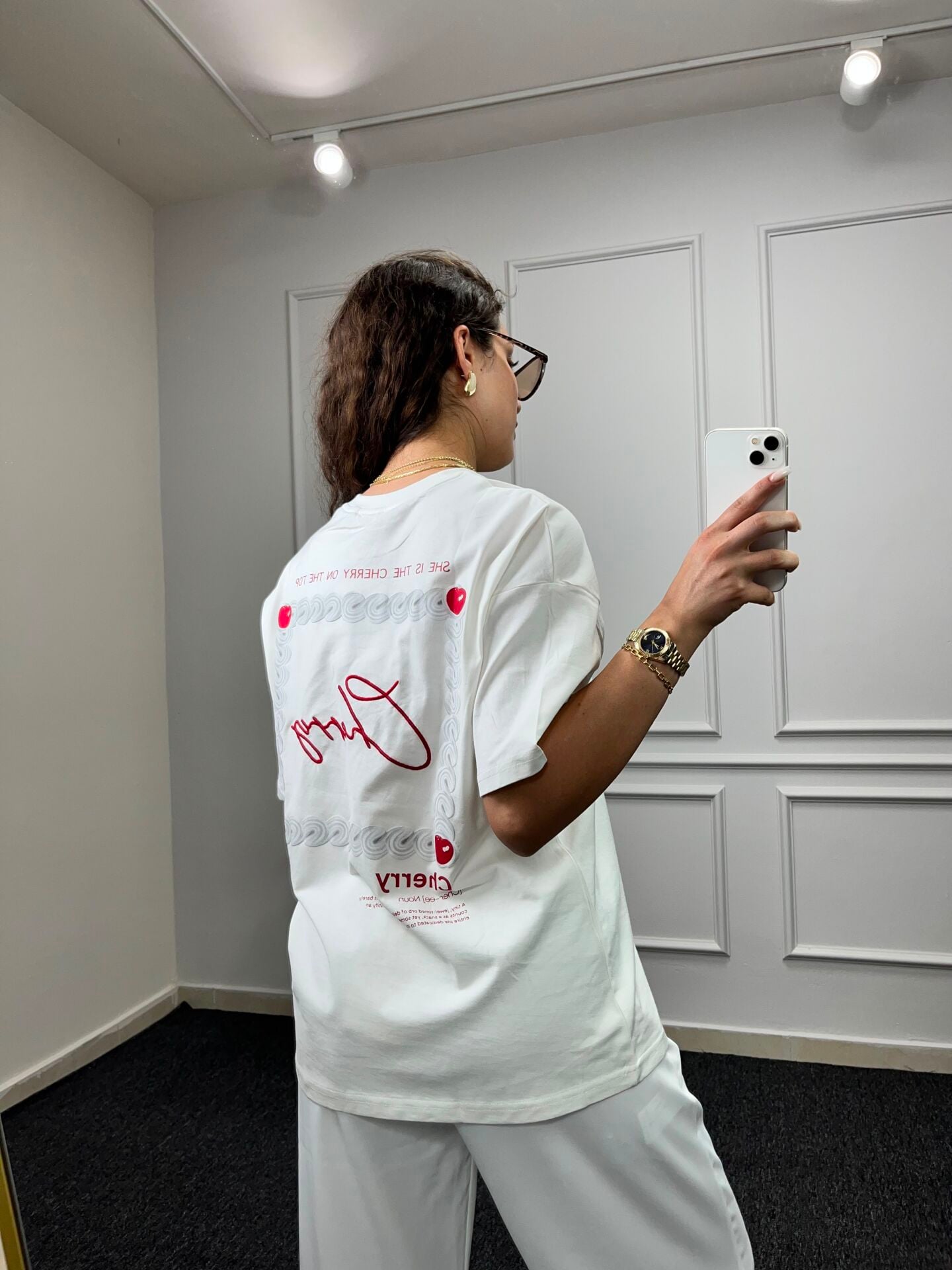 Quzu Sırt Detay Cherry Tshirt