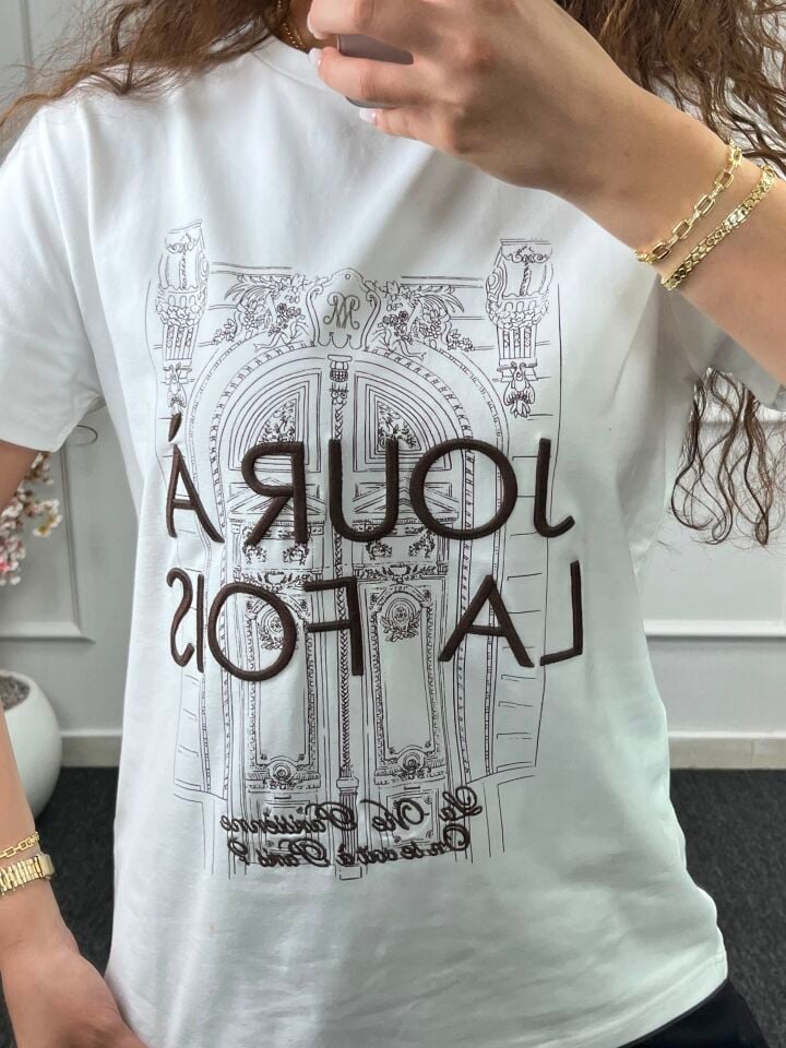 Quzu Louvre Vintage T-Shirt