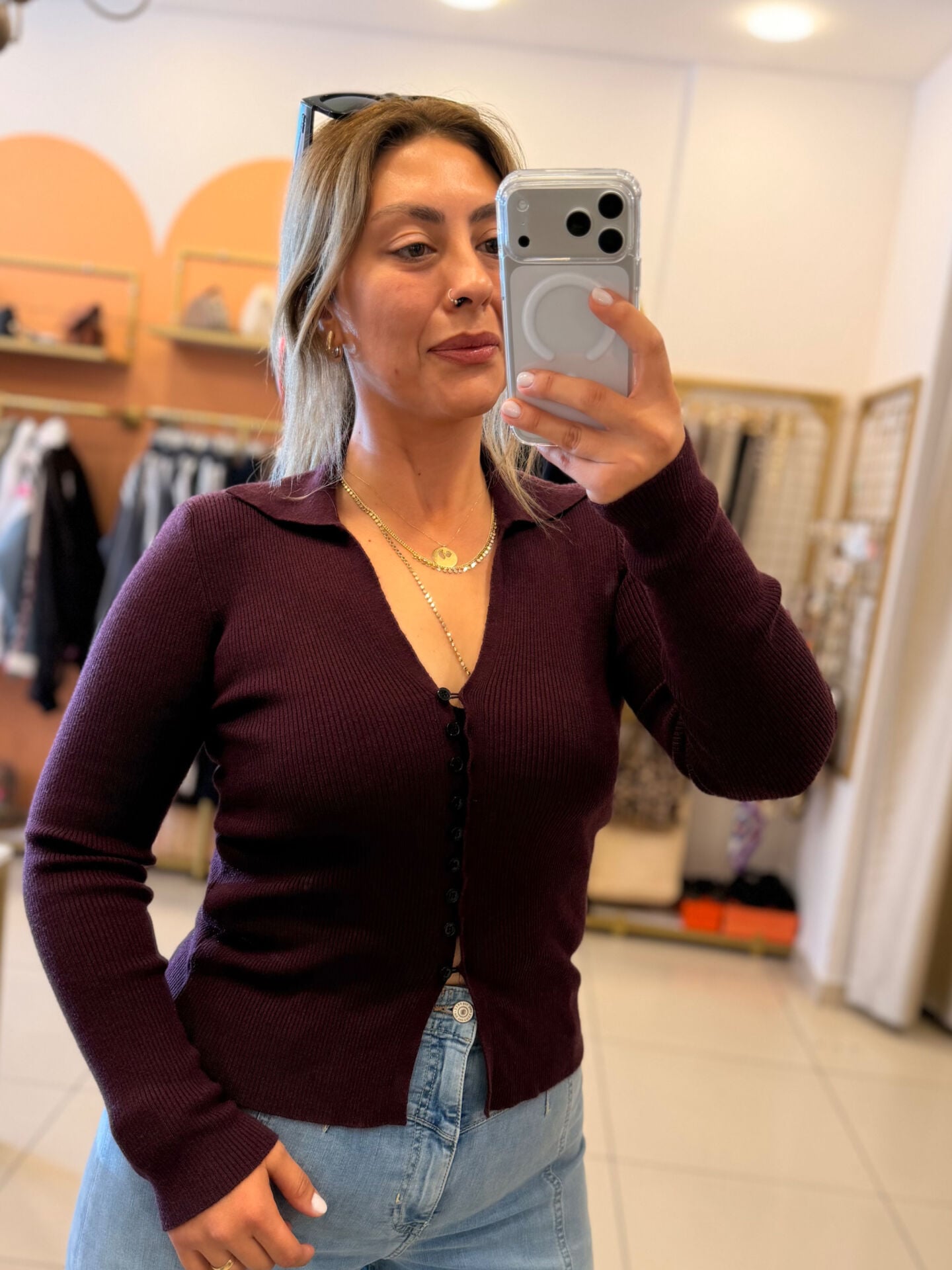 Yakalı Düğmeli Triko
