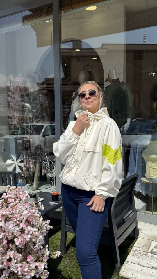 Neon Detaylı Oversize Yağmurluk - Ekru