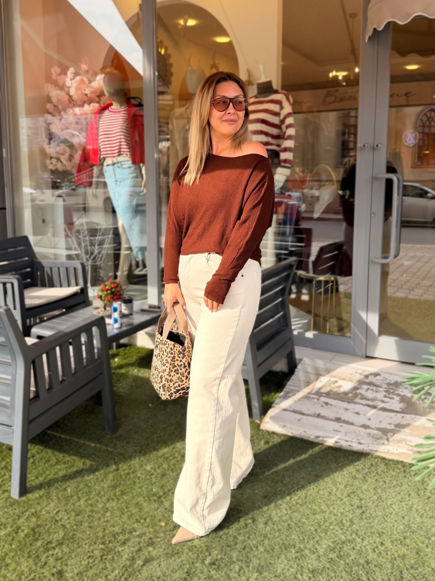 Mevsimlik Dokulu Kayık Yaka Triko Bluz