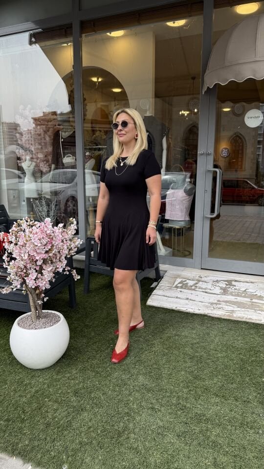 Premium Çilek Kumaş Mini Elbise